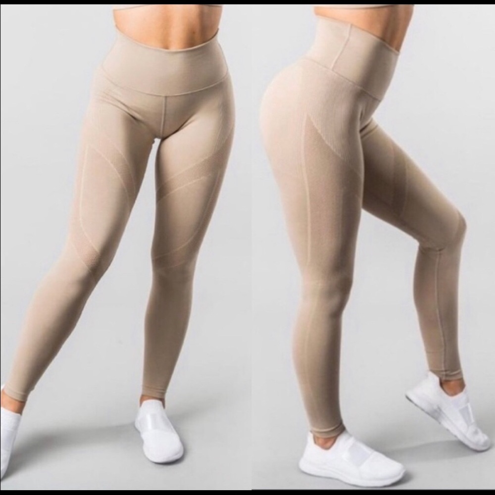 Like New Alphalete Aero Leggings